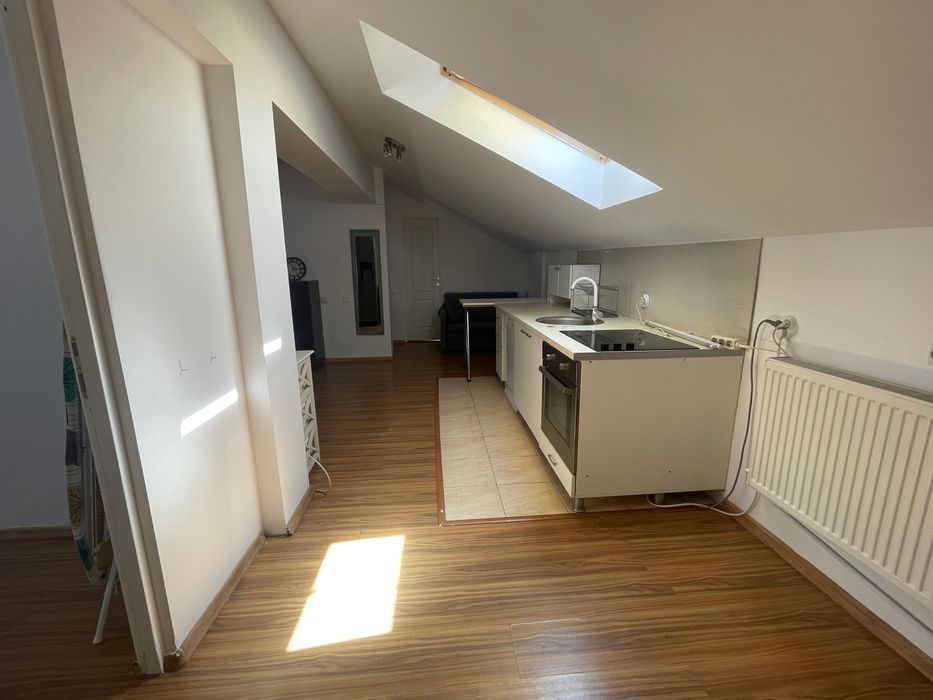 Închiriez apartament in Florești