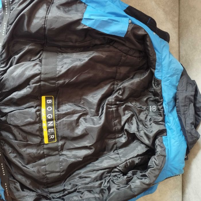 Продам куртку весна и осень