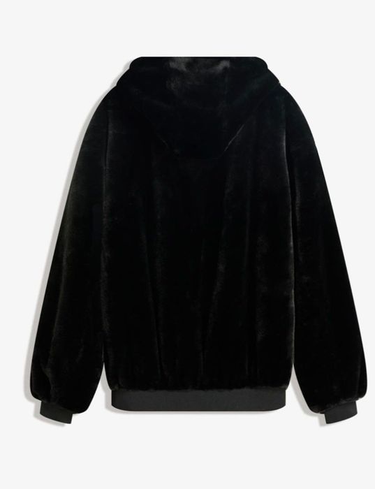 Продавам Bershka