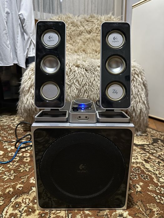Logitech Z4 2.1 система