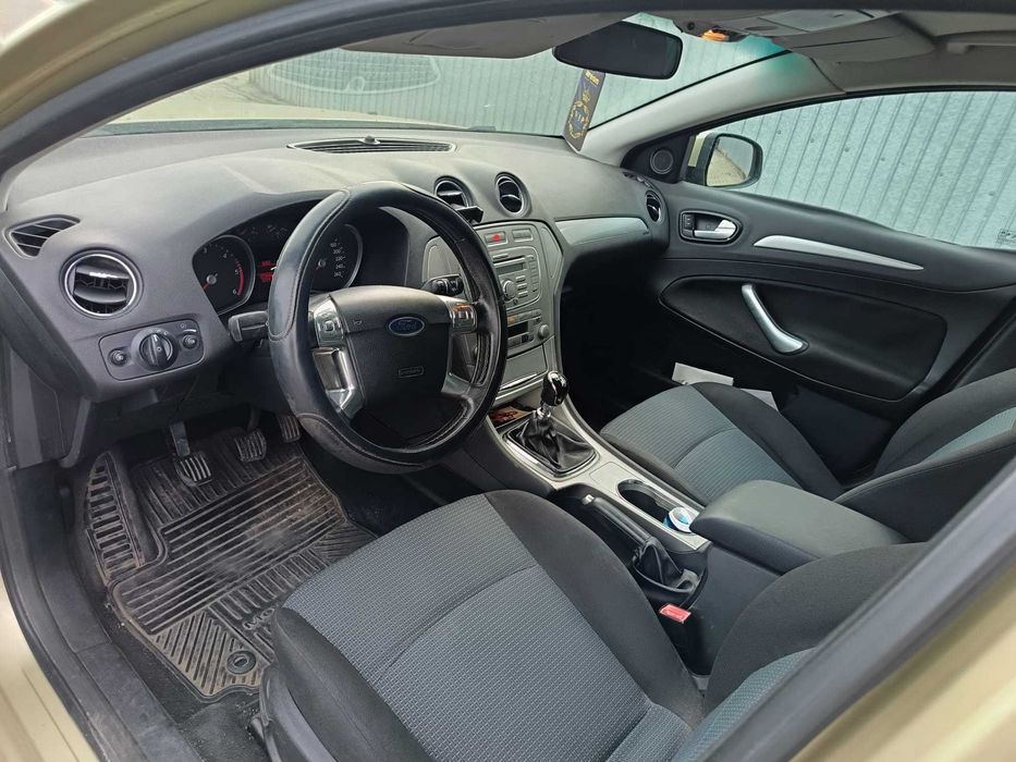 Vând Ford Mondeo mk4 2008