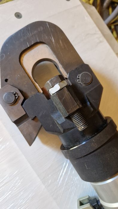 Гидро ножницы для резки арматуры