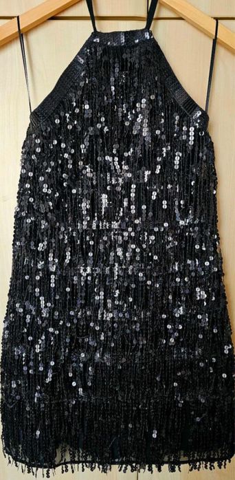 Черни рокли с пайет и камъни