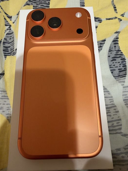 iPhone 17 pro 256ГБ с 20 месеца гаранция