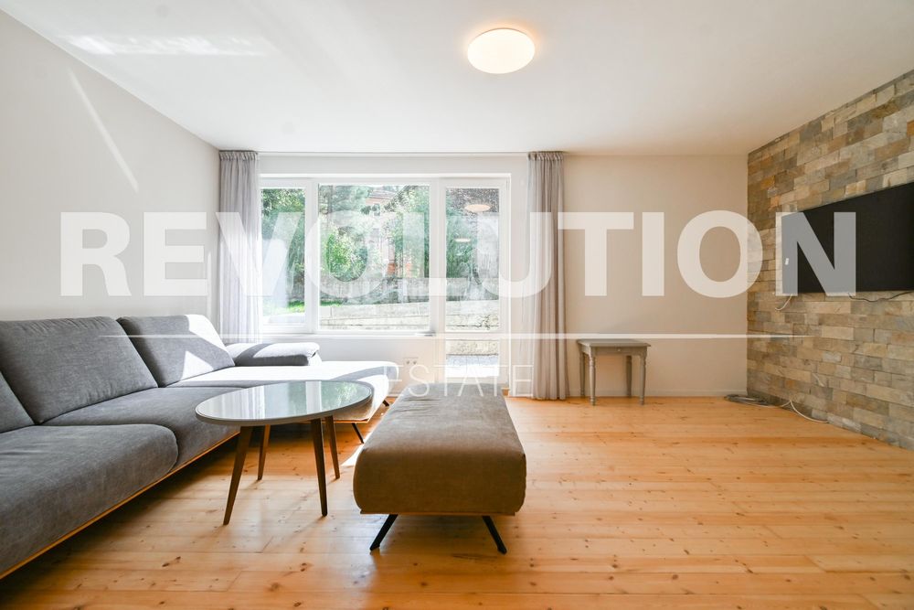 Дава се под наем Къща в София, Драгалевци - 350 кв.м за 2500 € - Снимка #1