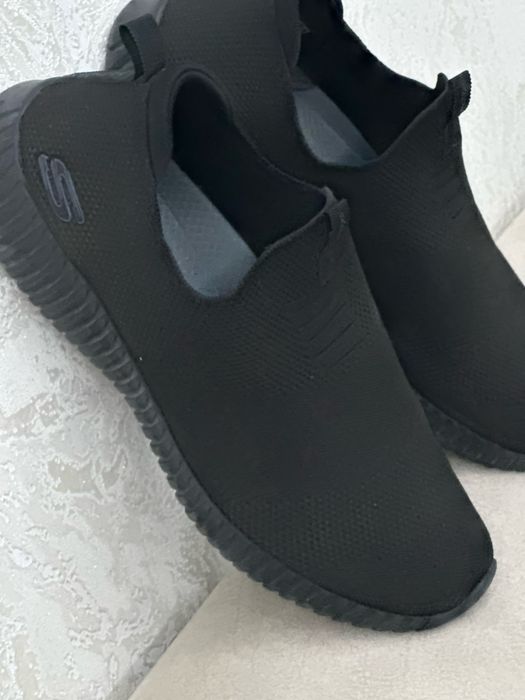 Мужские кроссовки