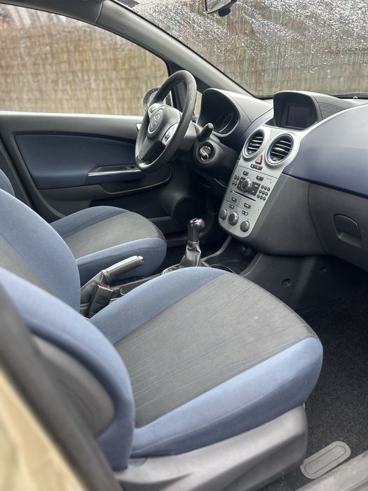 Opel corsa 1.0 60cp