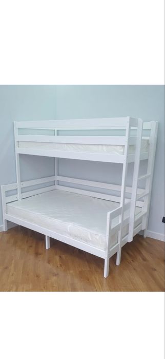 Двух ярусная кровать