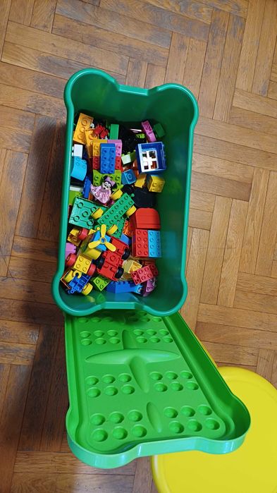Голям лот LEGO DUPLO (микс комплекти) + кутия за съхранение