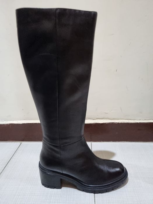 Дамски ботуши GEOX - 41 номер отговарят на 40-ти