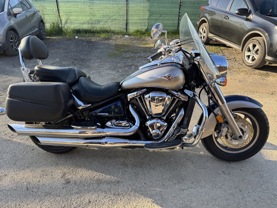 Moto cruiser Kawasaki Vulcan vn2000 vand sau schimb cu auto