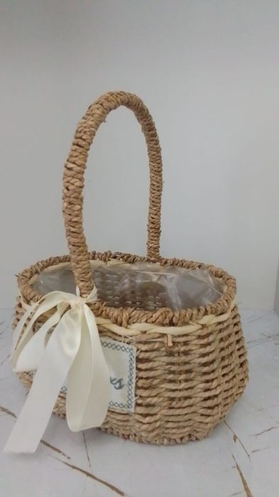 Продам корзину для цветов