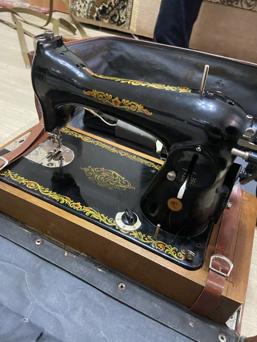 Продаётся электрическая швейная машинка Подольск