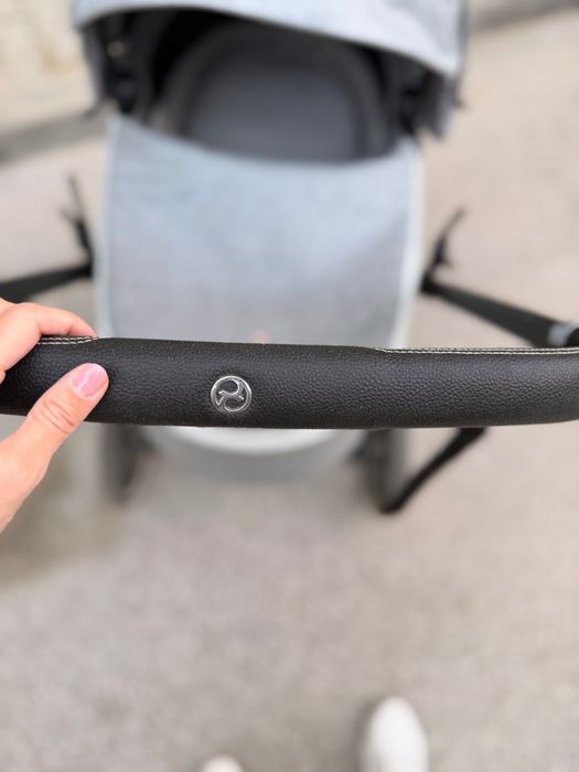 Бебешка количка Cybex Priam с бродерия