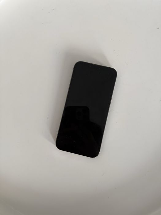Продам Iphone 13 pro