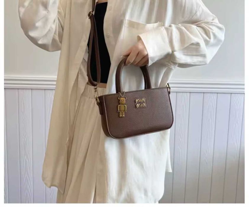 Дамска кожена чанта NL Miu Brw