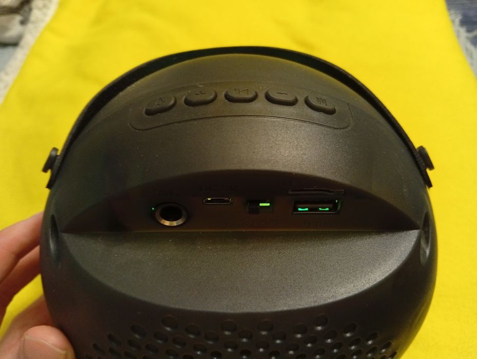 Колонка Bluetooth