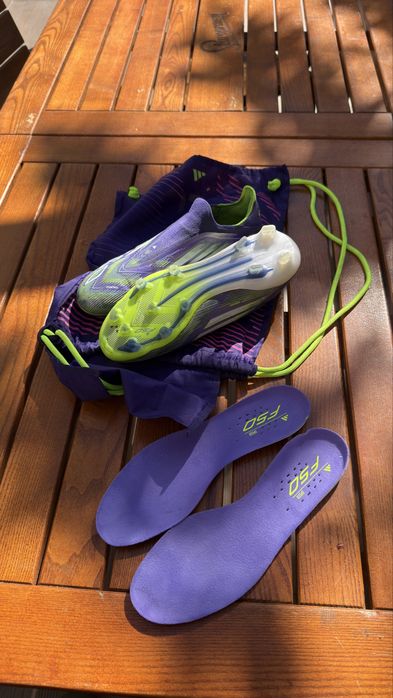 Vând ghete de fotbal Adidas F50 Elite Laceless FG (Fără șireturi) – Model Top / Profesional