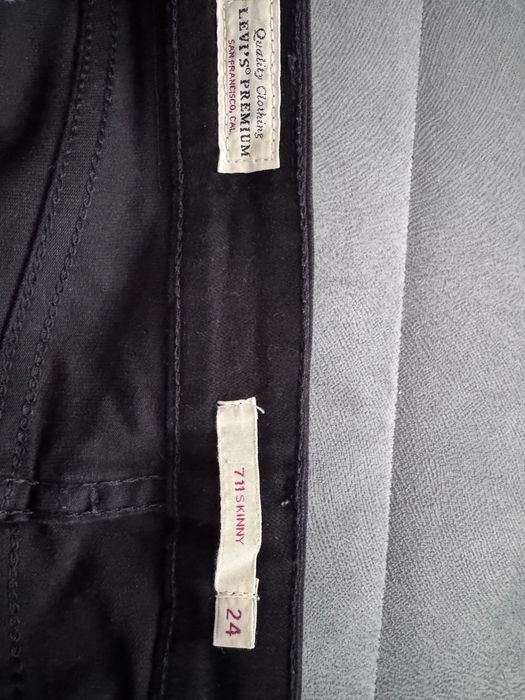 Blugi Skinny Fit Levis marimea 24