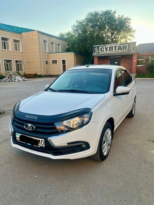 Лада Гранта лифтбэк