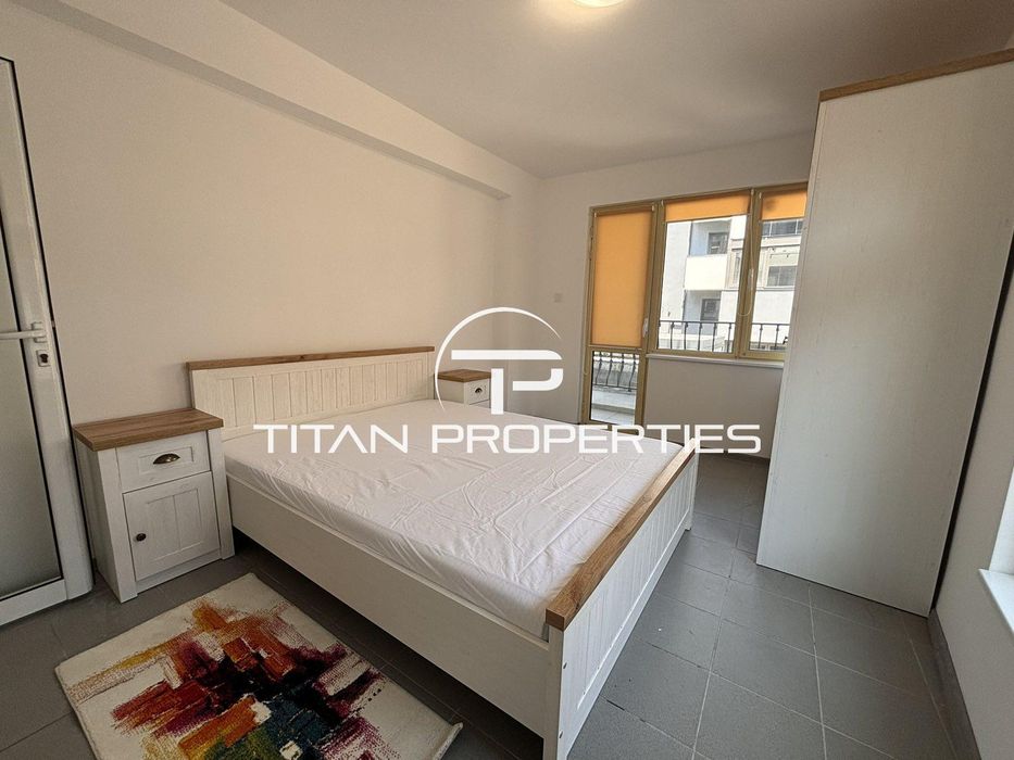 Дава се под наем Тристаен апартамент в Бургас, Център - 100 кв.м за 714 € - Снимка #5