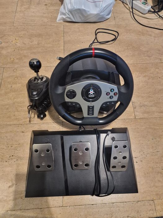 Volan Sony Playstation 4 Gaming Series