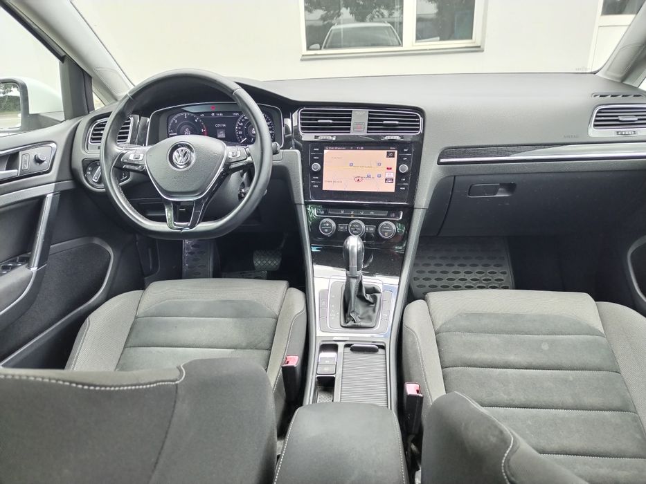 VOLKSWAGEN Golf 2018 — imagine 5