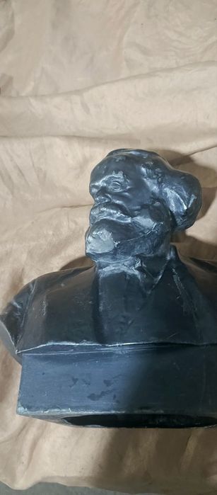 Продажа статуэтки