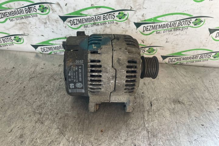Alternator 028 903025 S/0 123 505 011 Volkswagen VW Golf a 3-a genera