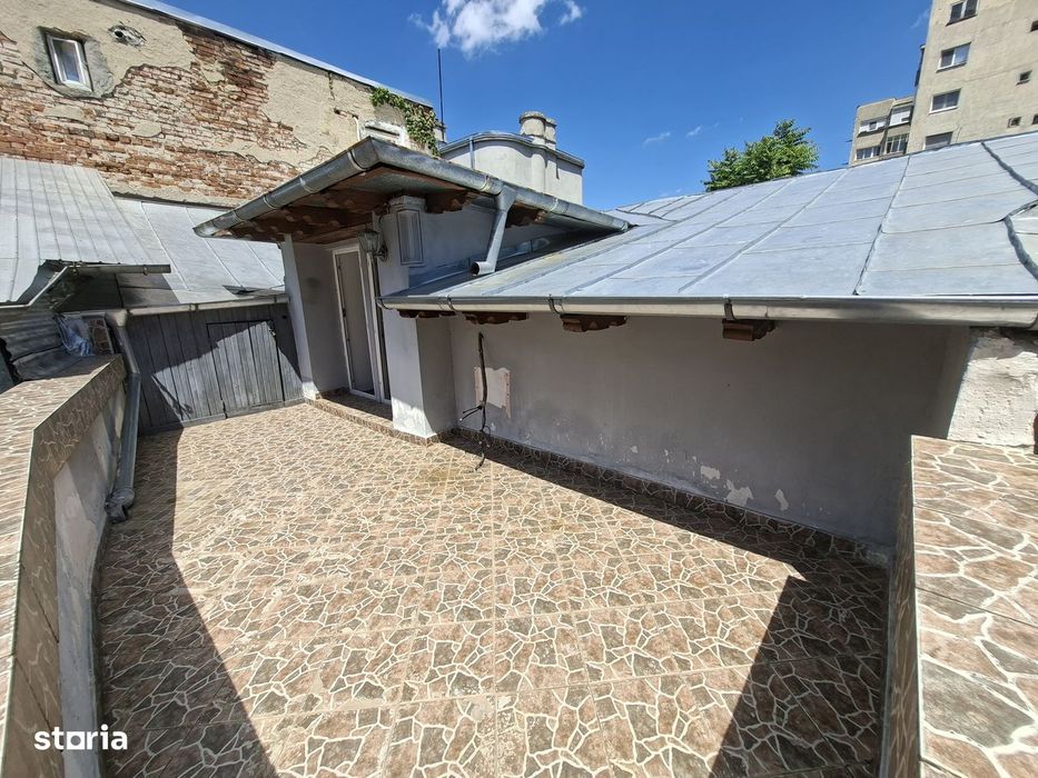 Piata Unirii, Calea Calarasilor, PROPRIETAR, vand casa P+M, 4 camere