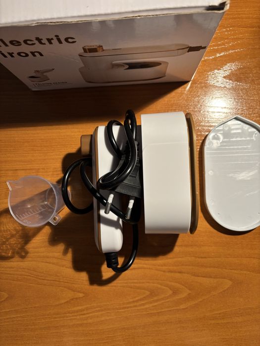 Малка преносима ютия