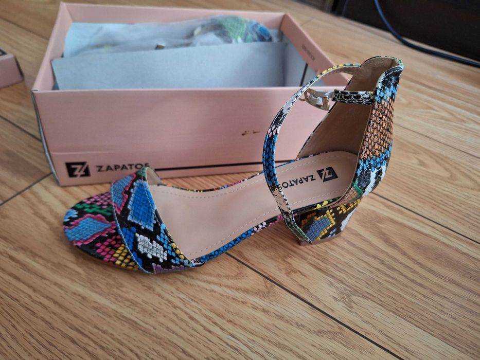 Дамски сандали Zapatos