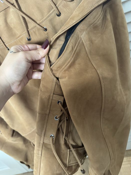 Geaca de piele intoarsa