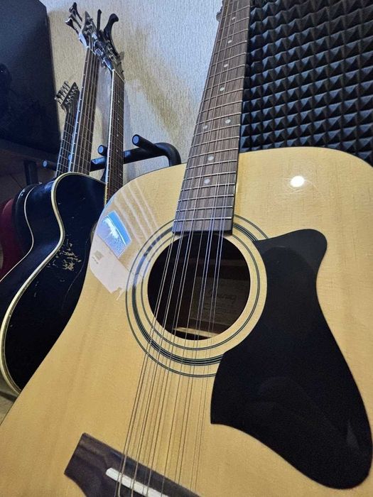 Продам Гитару IBANEZ 12 струнная
