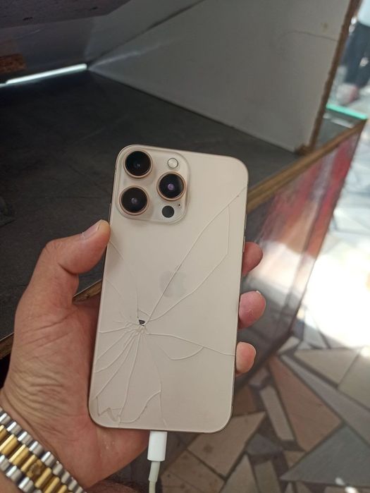 Iphone Xr 16 pro korpusda 128gb