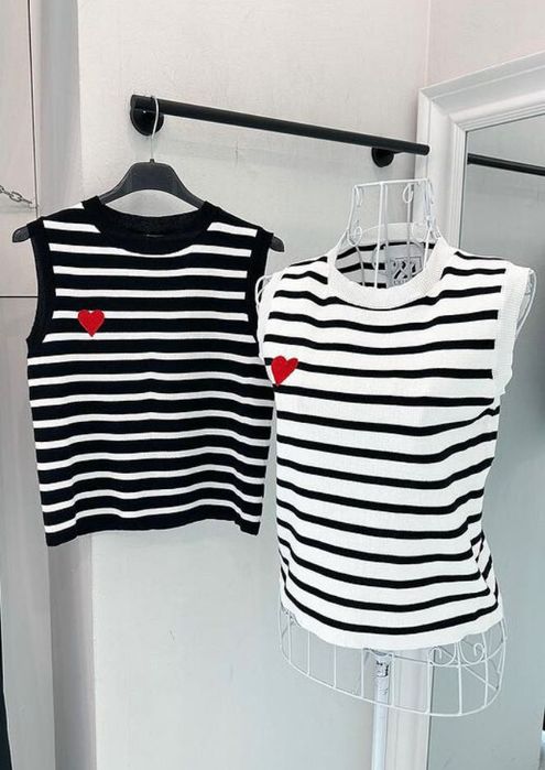 Ново плетено пуловерче без ръкави