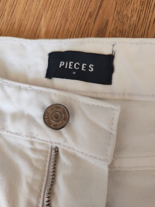 Свеж лот в бяло и синьо!