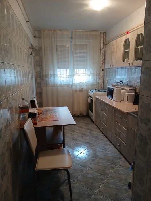 Merita! Apartament doua camere decomandate, parter Micro 18.