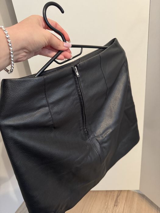 Fusta scurta, piele  eco