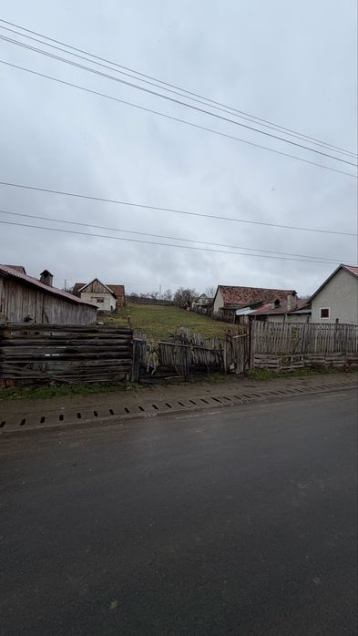 Teren intravilan de vanzare -Pauca 1352 mp / PUZ