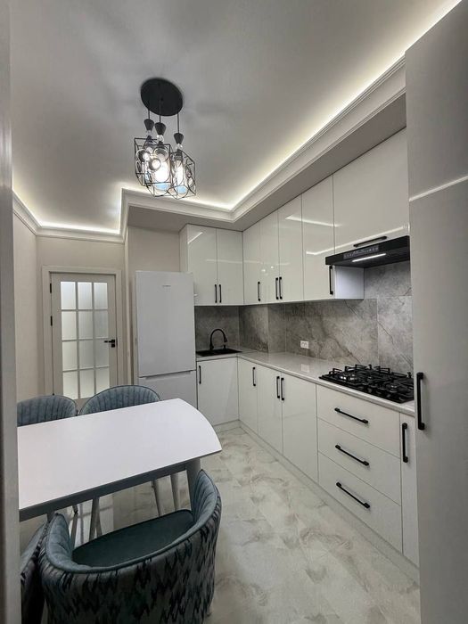 Ю 14. 3/10/16. 110м2. Хор Сарой