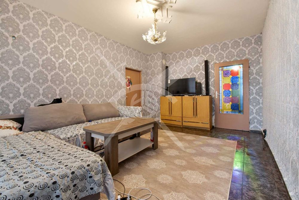 Продава се Тристаен апартамент в София, Ботунец - 93 кв.м за 603 €/кв.м - Снимка #1