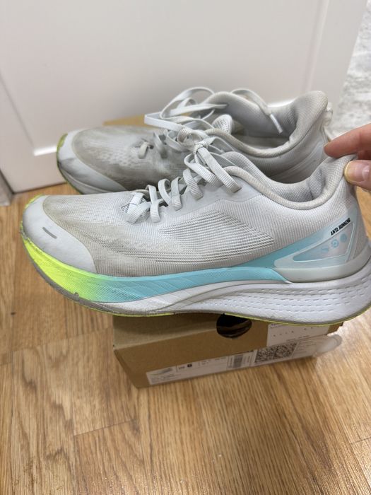 Кроссовки Anta 41р