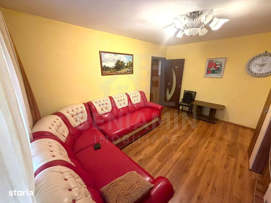 Apartament cu 3 camere - Craiovita Noua - etaj intermediar