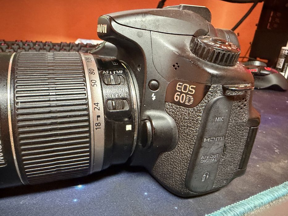 Camera foto DSLR Canon 60D