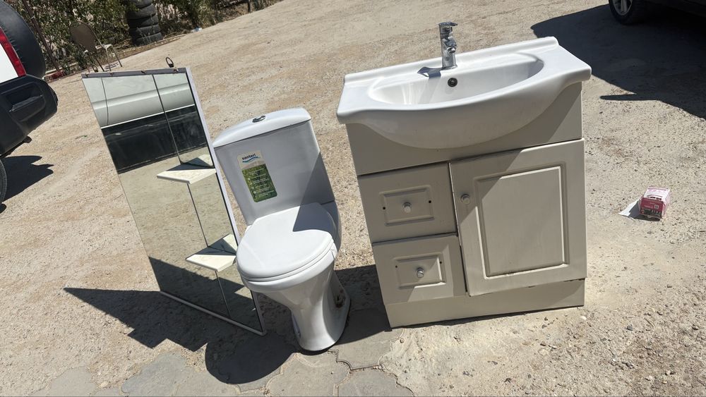 Раковина унитаз айна 12000