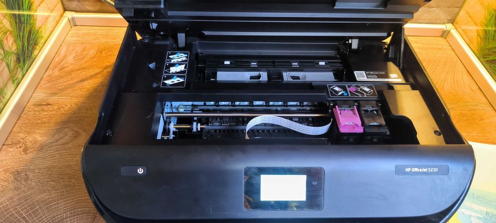 HP OfficeJet 5230 цветен принтер със скенер