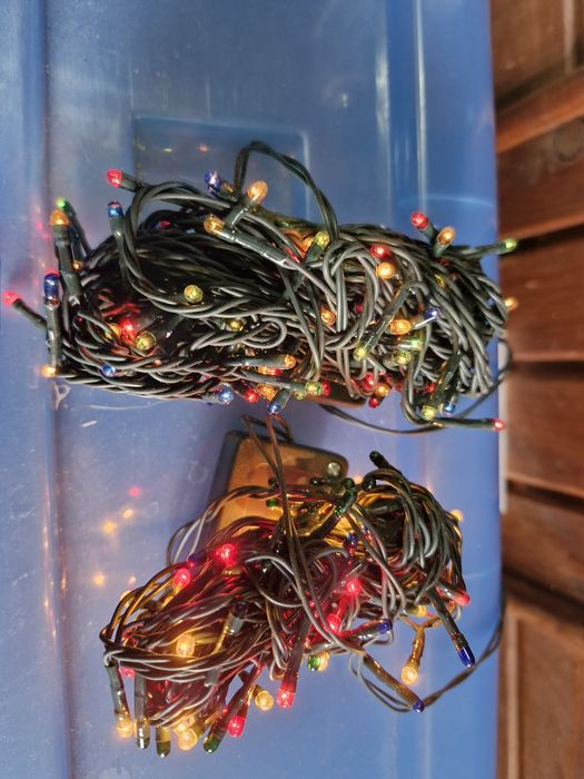 Продам гирлянды на ёлку. 700 тг .