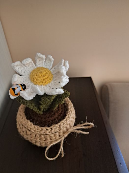 Ръчно плетени цветя