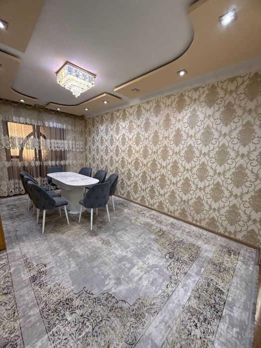 Kvartira sotiladi 72 kvadrat